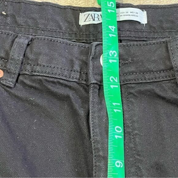 Zara Womens size 20 five pocket, dark wash high rise, denim shorts - Picture 4 of 7